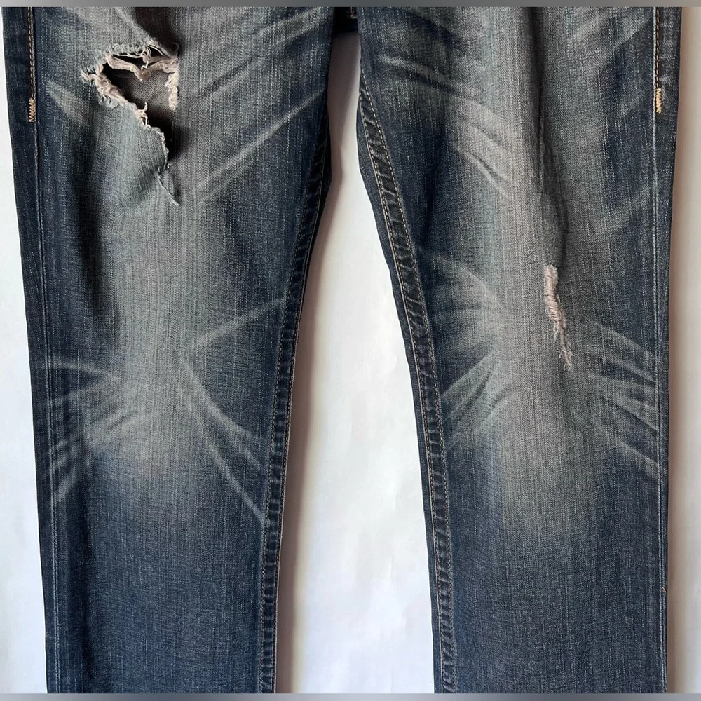 NWT‎ TRUE RELIGION STRAIGHT FLAP RIPPED MENS JEAN SIZE 34